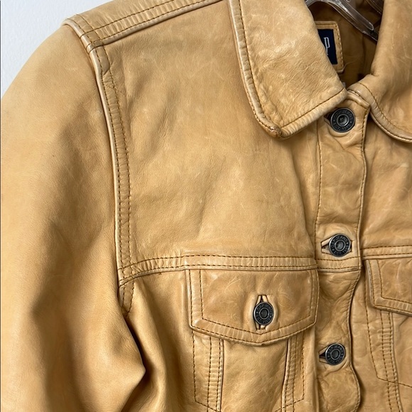 Vintage GAP Tan Leather Jacket - Picture 3 of 8
